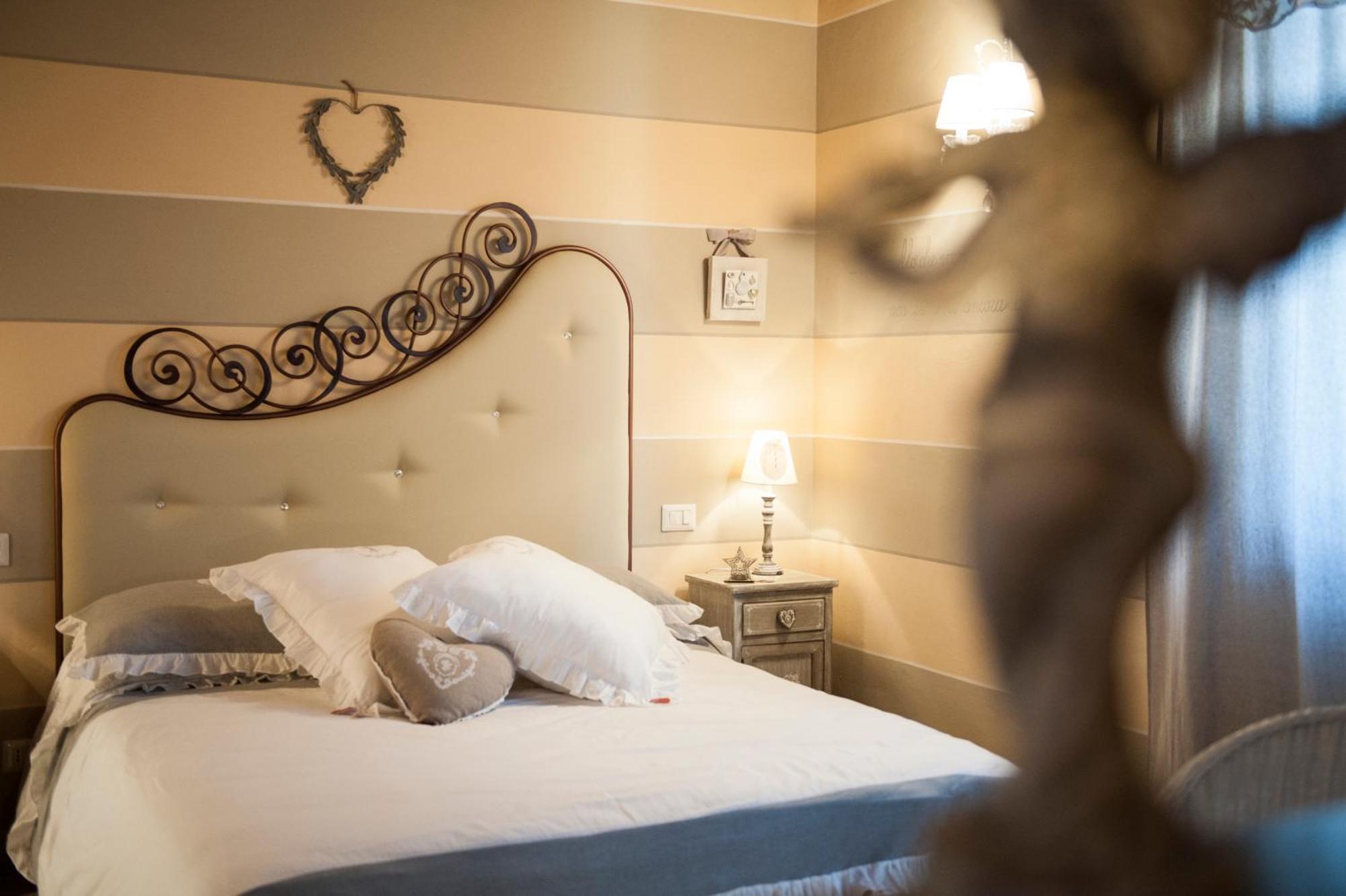 Agriturismo Belagaggio Montefollonico Habitación foto